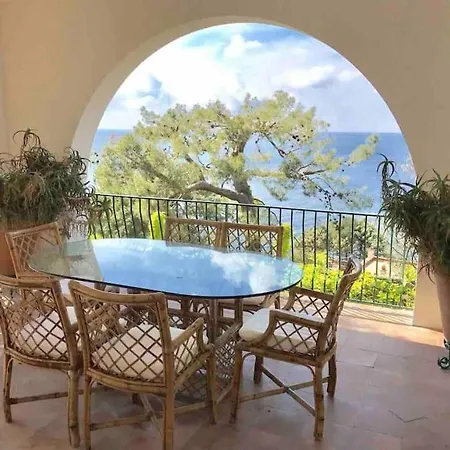 Merlo Maison * ماسّا لوبْرينسِ